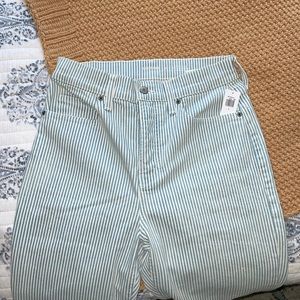 Old Navy Sky-Hi Straight Jeans Size 4